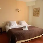De Gaujac 3*