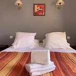 Hotel De Gaujac 3*