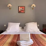 Hotel De Gaujac 3*
